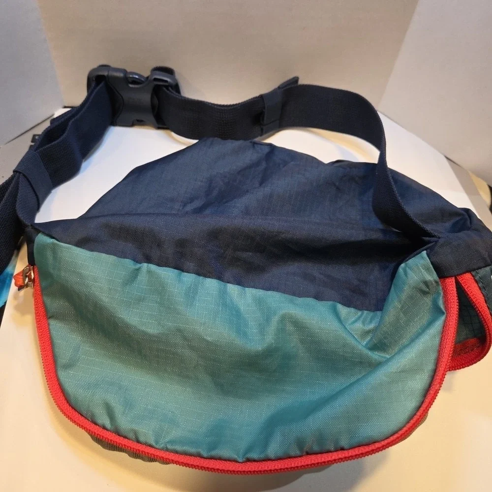 Eddie Bauer Self Convertible Stowaway Waist‎ Pack Fanny Pack Teal Purple